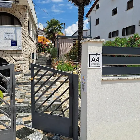 Ljubica Casa de hóspedes 3*