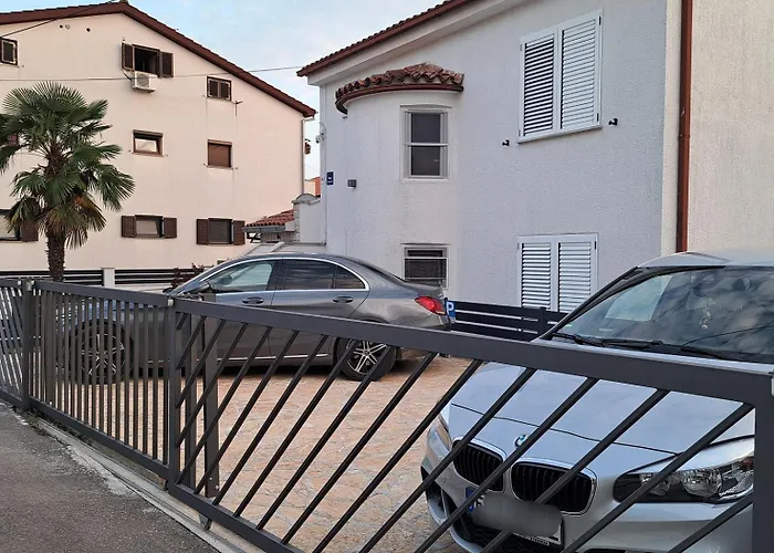 Ljubica Gostinjska kuća 3*